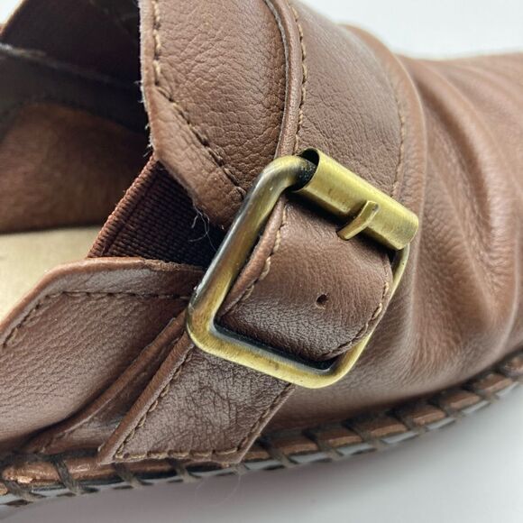 Kim/Kim Rogers Women’s Buckle Leather Slide Clogs Cognac Color Size 7 - Picture 9 of 10